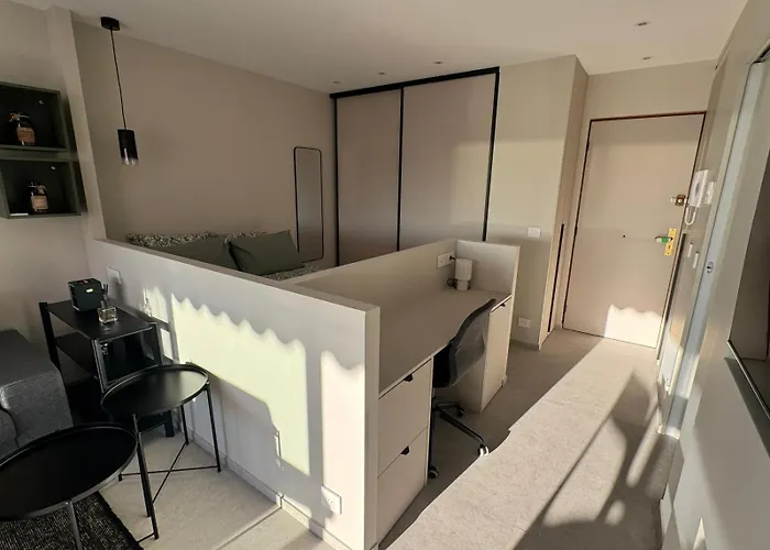 Dernier Etage Coeur Menton, Vue Parking Prive * Menton